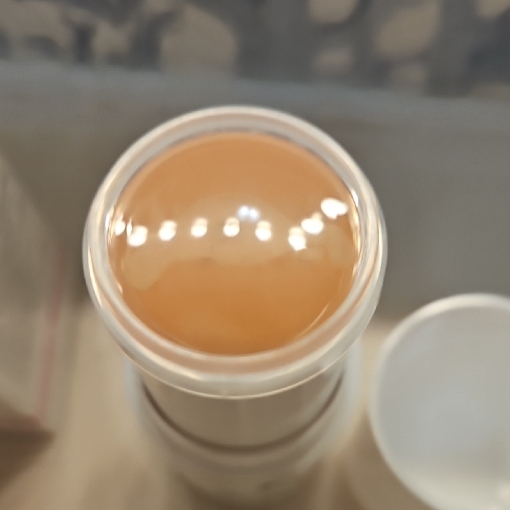 Complexion Stick - Medium - Picture 4 of 7